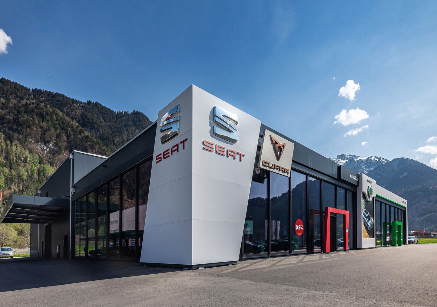 Gebäudefotografie: Autogarage Gebäude