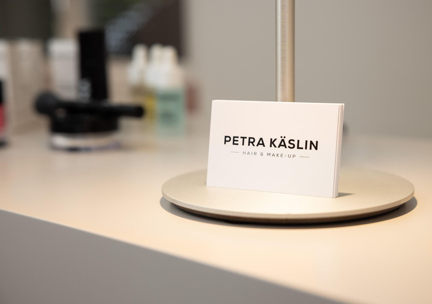 Imagefotografien Luzern: Visitenkarte mit Details für Coiffeursalon