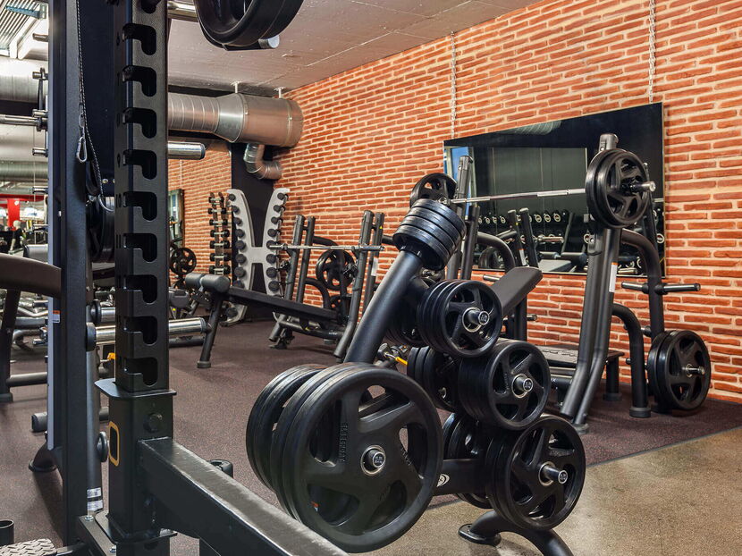 Werbefotografie Kraftgerätebereich Fitnesscenter