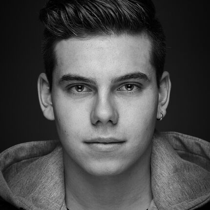 Portraitfotografie von jungem Mann