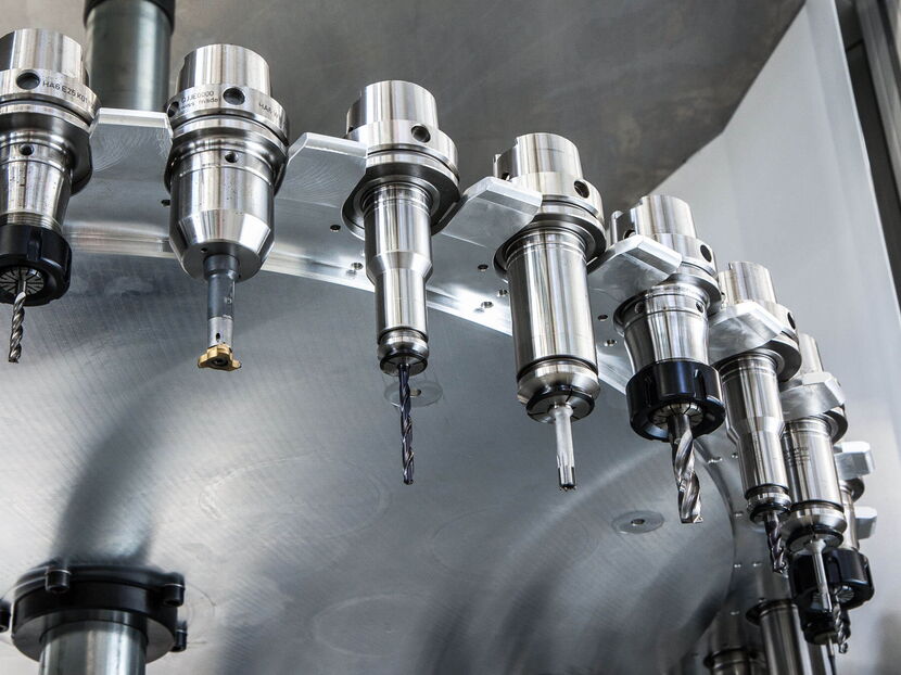 Werbefotografie rondellenmagazin mit stahlzapfen